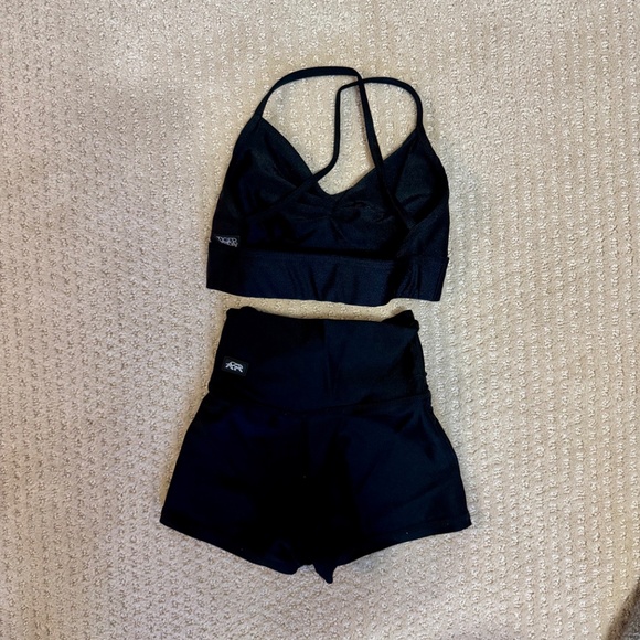 Tiger Friday Set - Picture 2 of 3